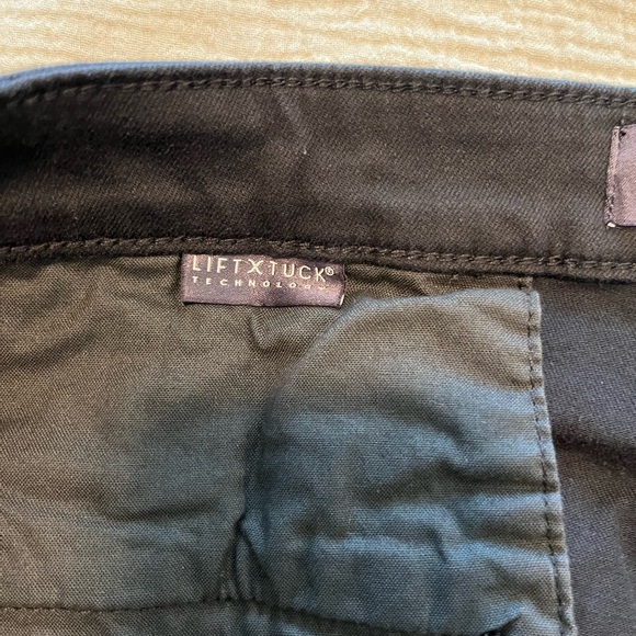 NYDJ Black Ankle Pants Lift Tuck Technology Women’s Plus 20W NWT - Picture 6 of 8